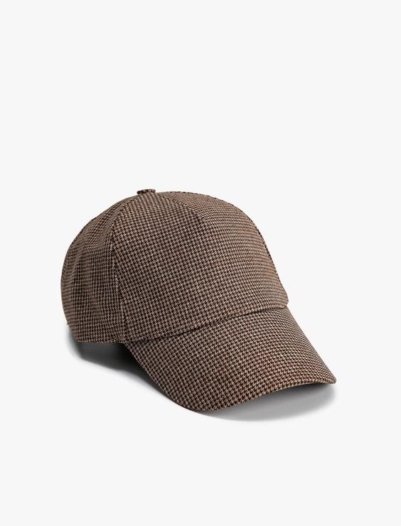 خرید اینترنتی کلاه کپ زنانه قهوه ای کوتون 3WAK40101AA ا Kazayağı Desenli Cap Şapka - Ayşegül Afacan X|پیشنهاد محصول