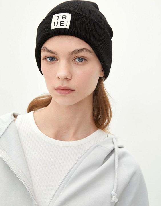 کلاه زمستانی زنانه سیاه السی وایکیکی W24187Z8 ا Etiket Baskılı Kadın Bere|پیشنهاد محصول