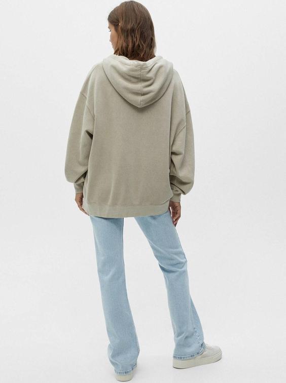 خرید اینترنتی سوییشرت زنانه بژ برند pull bear 08590318 ا Basic Oversize Fermuarlı Kapüşonlu Sweatshirt|پیشنهاد محصول