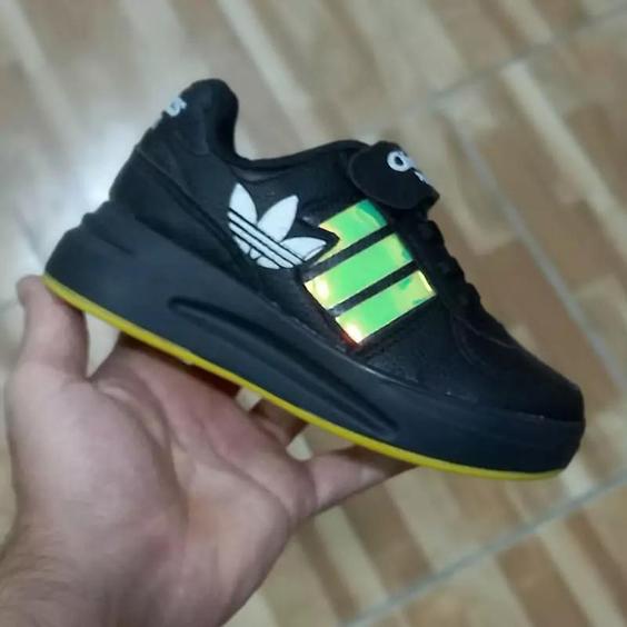 کتانی بچگانه (دخترانه و پسرانه) مدل adidas، رنگ مشکی، زیبا و با کیفیت |باسلام