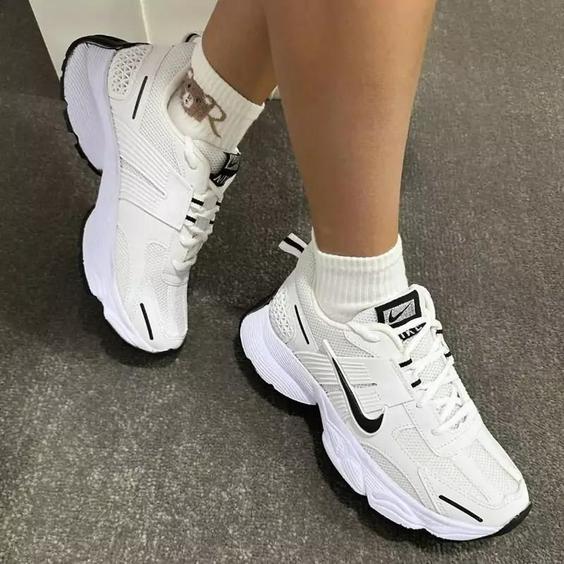 کتونی نایک زنانه دخترانه کفش ونس اسپرت اسپورت نایکی NIKE شیک مشکی سفید کرم کرمی لژدار لژ دار طبی رانینگ ورزشی سبک بندی|باسلام