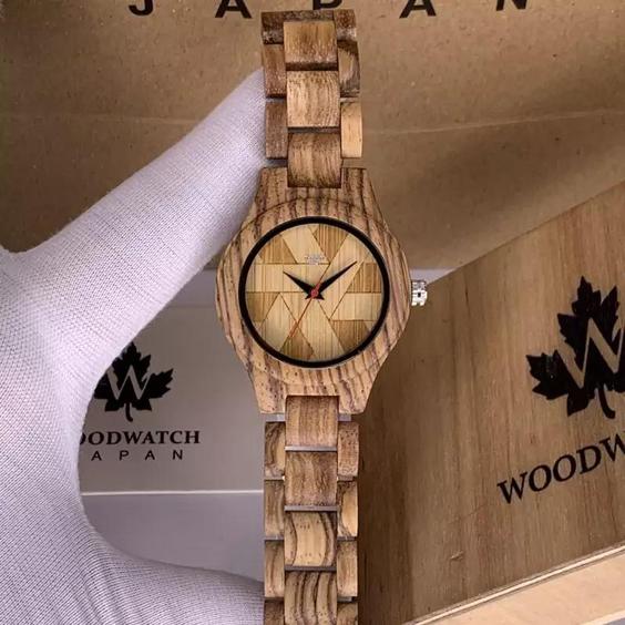 ساعت مچی چوبی فانتزی برند Wood 1970 داخل کرم|باسلام