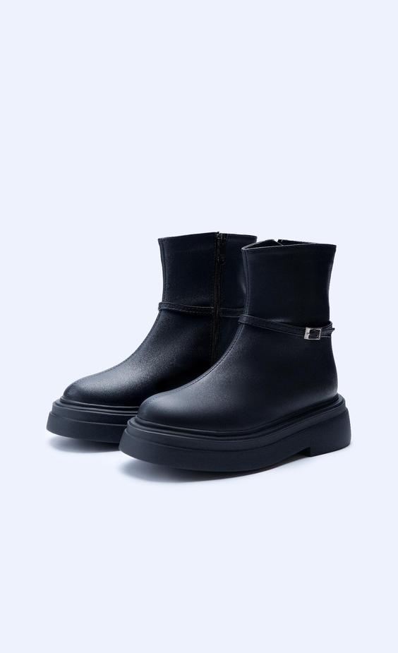 بوت یاسو | Yasu Boots|مدوایپاک