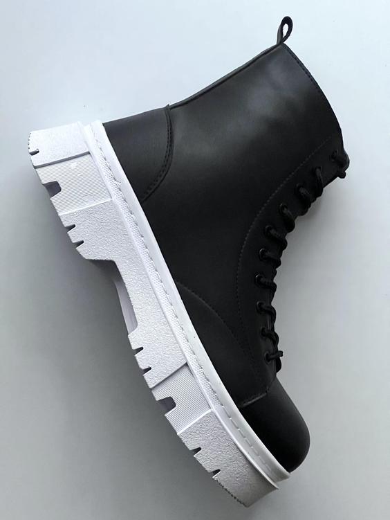 پوتین مردانه برشکا Bershka men’s boots|کتونی لاتاری