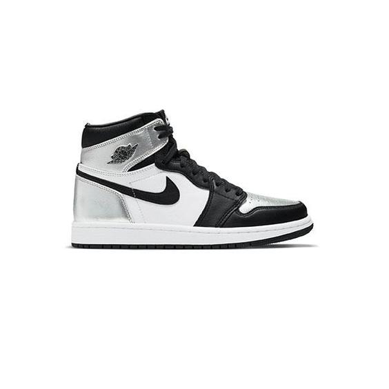 کتونی نایک ایرجردن 1 نقره ای Air Jordan 1 Silver Toe|کتونی باز