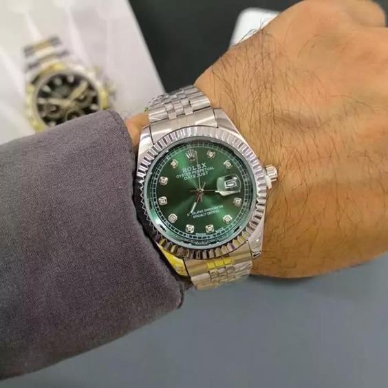 ساعت مچی مردانه رولکس Rolexمدل 2250
دارای جعبه شکیل |باسلام