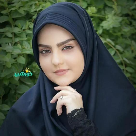 مقنعه ابردوزی شده بروجرد قواره بزرگ 100|باسلام (حجاب نیک)