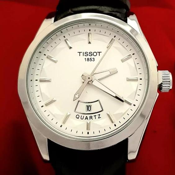 ساعت مچی زنانه تیسوت TISSOT  مدل 1853  قاب سیلور فول استیل 100 درصد رنگ ثابت ضد حساسیت بند چرمی صفحه سفید ساعت عبدی|باسلام