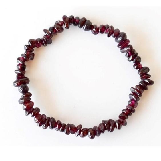 دستبند سنگ گارنت سرخ نامنظم   Garnet |باسلام