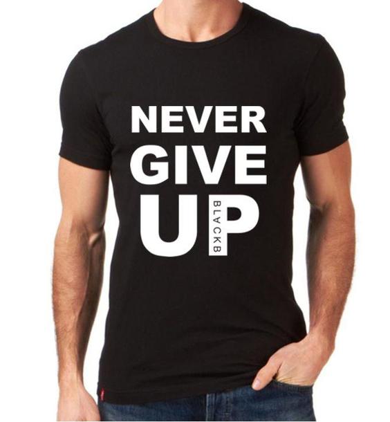 تیشرت never give up|جامه نو