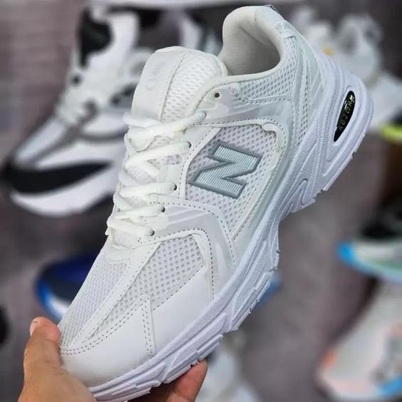 کتونی نیوبالانس 530 رنگ سفید تمام NEW BALANCE |باسلام