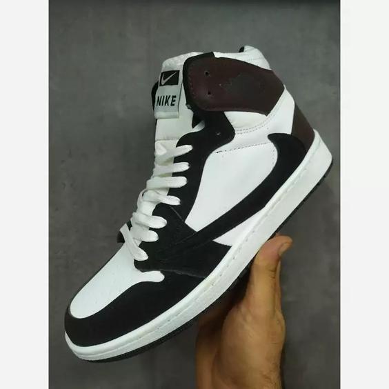 کتانی نایک ایر جردن تراویس Travis Scott x Nike Air Jordan 1 AJ1 سفید مشکی قهوه ای رنگ از سایز 41 تا 44 کفش ساق دار |باسلام