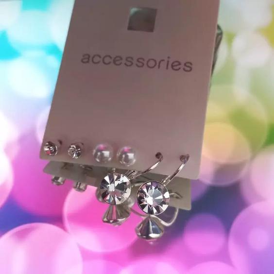 گوشواره پک نگینی اروپایی accessories |باسلام (نایس وومن)