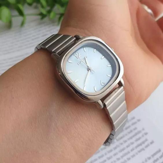 ساعت زنانه دخترانه طرح کاسیو تقویم دار با طراحی شیک و جذاب صفحه آبی Casio|باسلام (مای واچ)