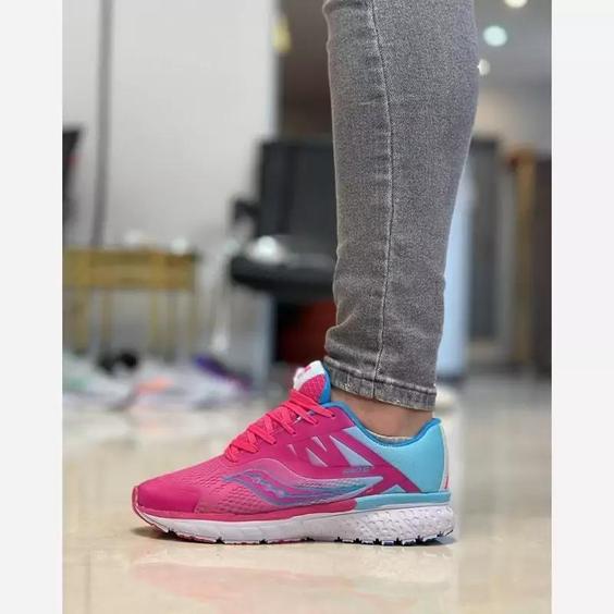 کتونی ساکونی رنگ صورتی آبی راید تن saucony |باسلام (آفباکس کفش نادر)